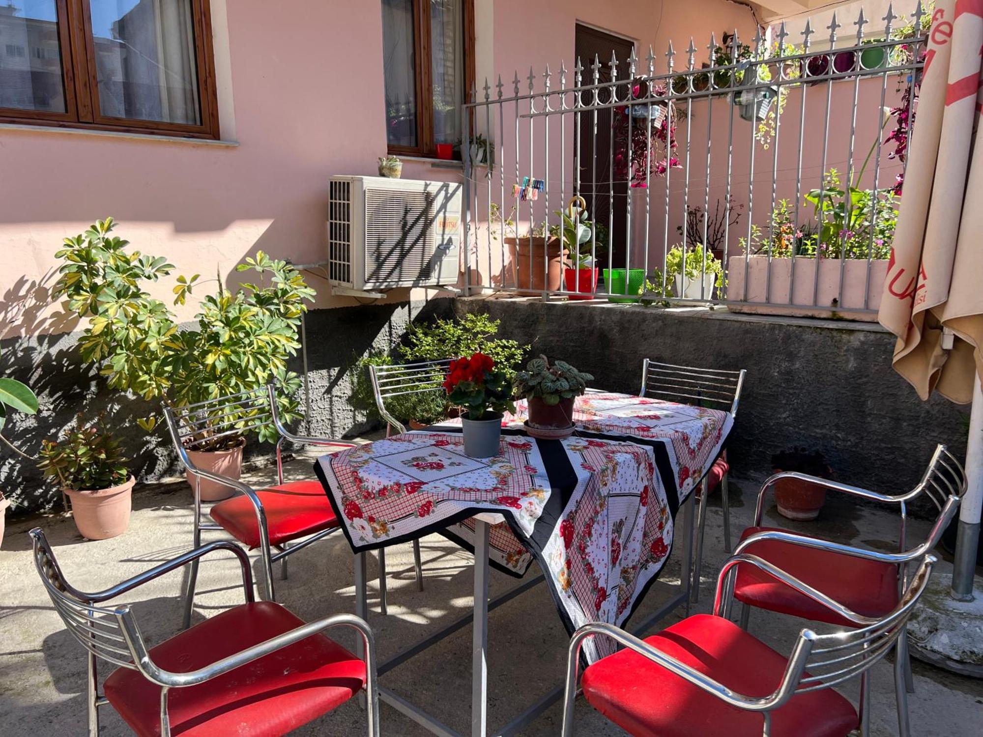 Villa Ensalv Berat - Apartment - Room - Penthouse الغرفة الصورة