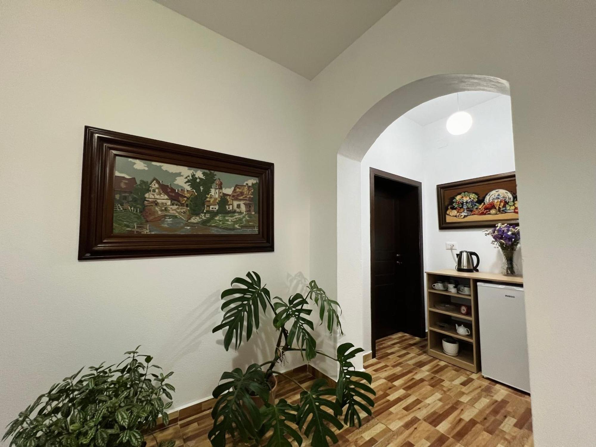 Villa Ensalv Berat - Apartment - Room - Penthouse الغرفة الصورة