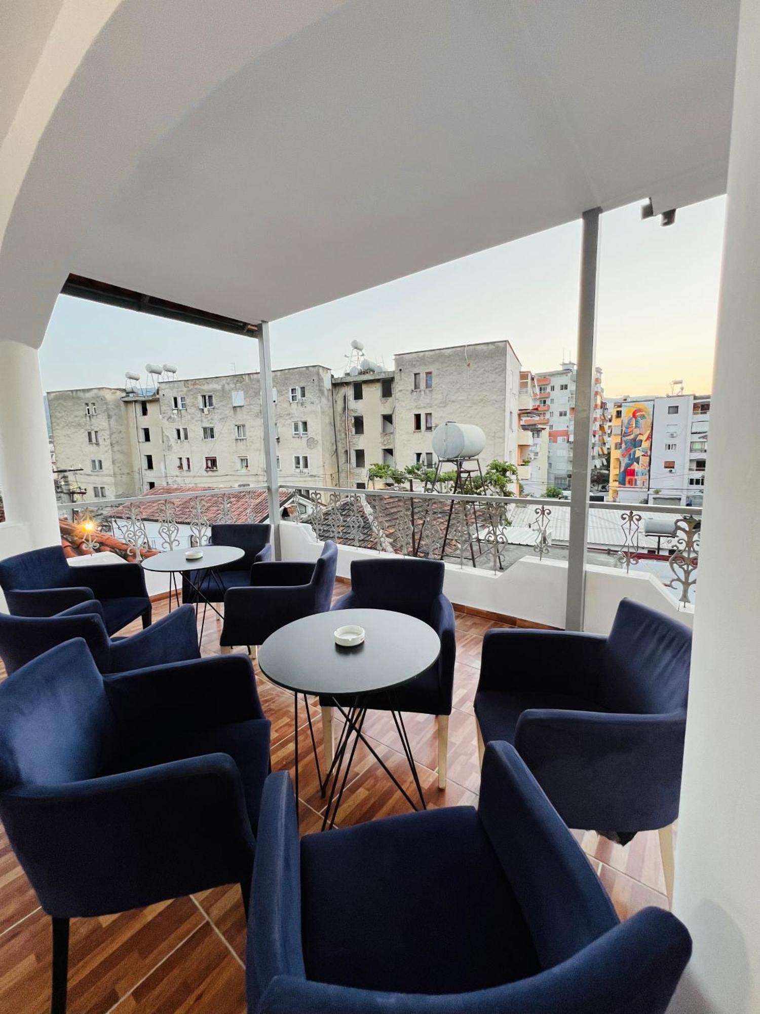 Villa Ensalv Berat - Apartment - Room - Penthouse المظهر الخارجي الصورة