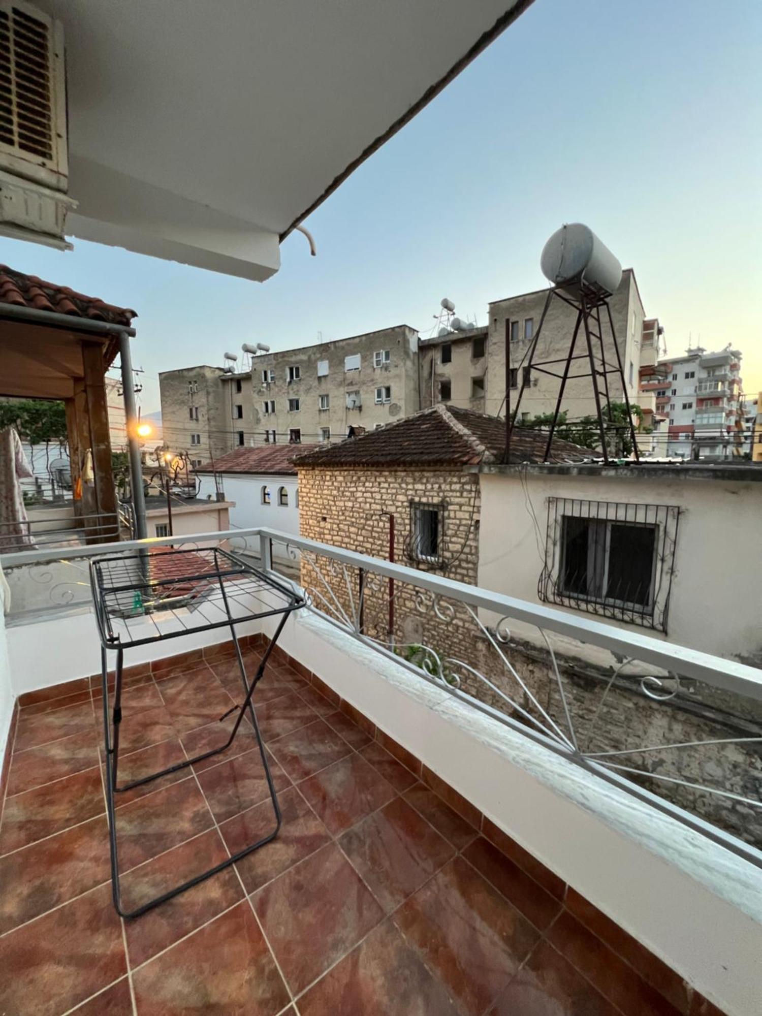 Villa Ensalv Berat - Apartment - Room - Penthouse المظهر الخارجي الصورة