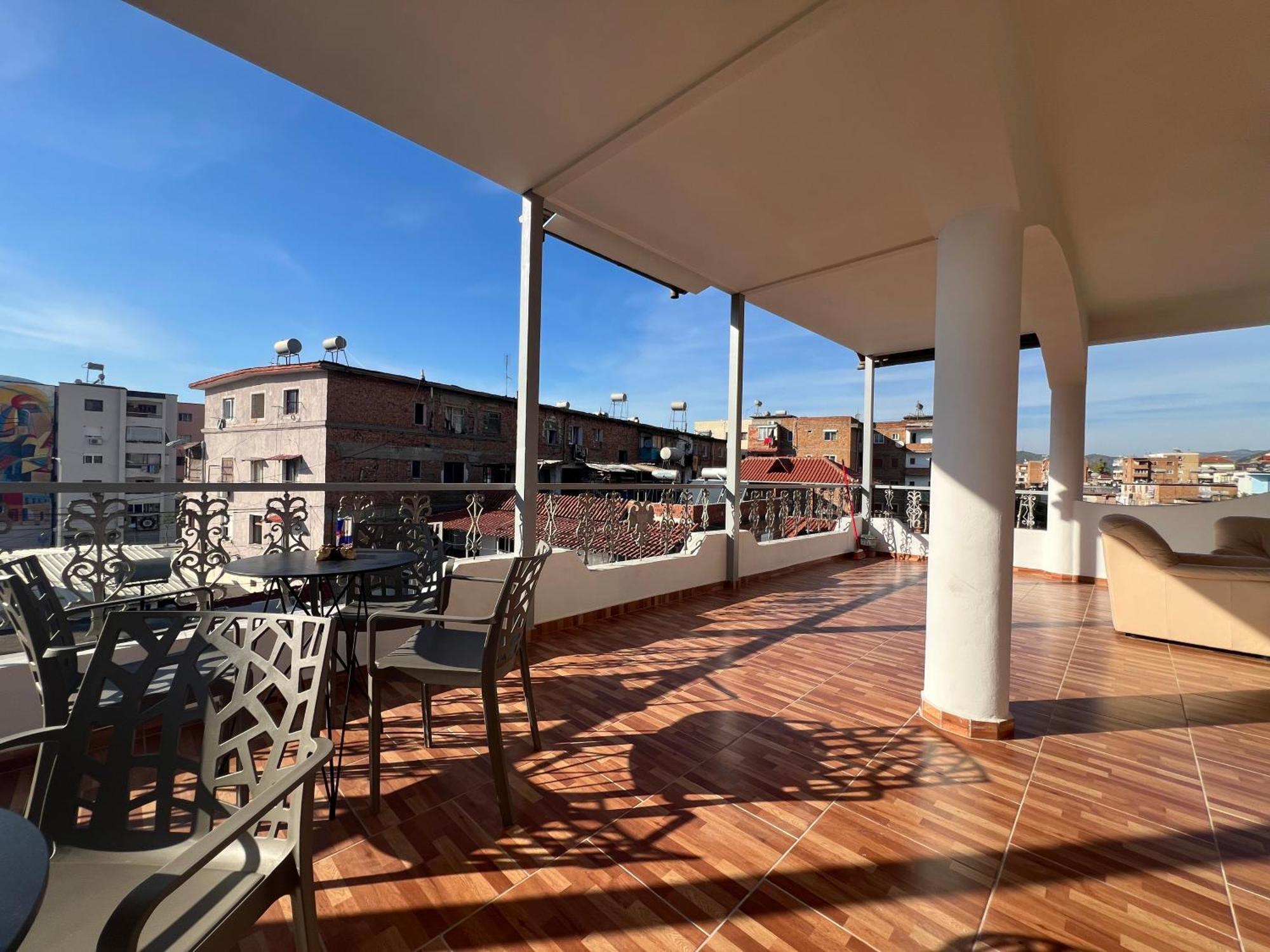Villa Ensalv Berat - Apartment - Room - Penthouse المظهر الخارجي الصورة