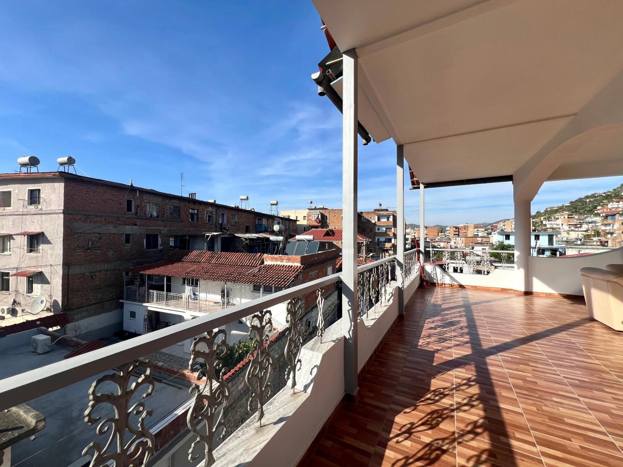 Villa Ensalv Berat - Apartment - Room - Penthouse المظهر الخارجي الصورة