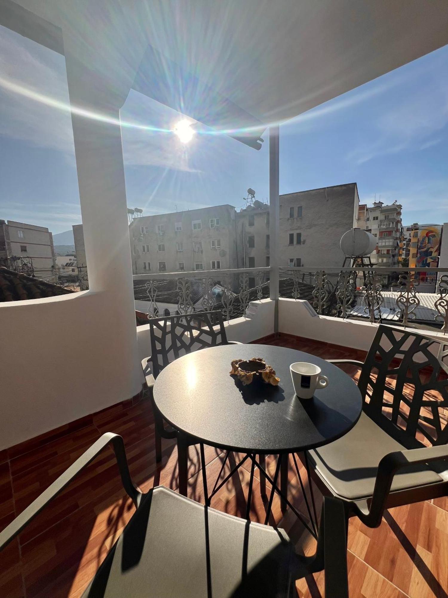Villa Ensalv Berat - Apartment - Room - Penthouse المظهر الخارجي الصورة